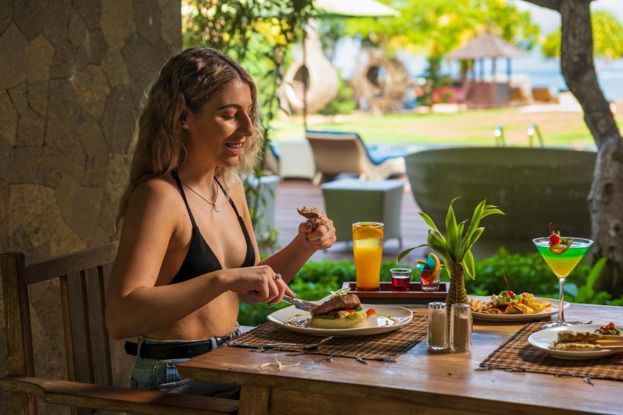 נוסה-למבונגן D'Nusa Beach Club And Resort מראה חיצוני תמונה